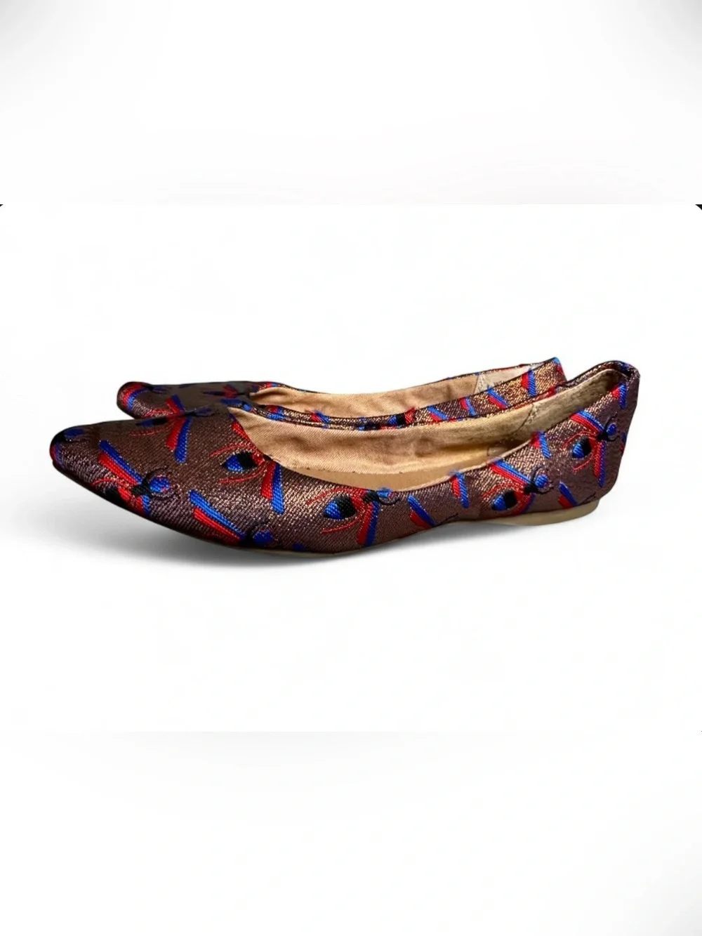 Steve Madden Embroidered Bee Woah copper, red, and blue ballet flats size 5